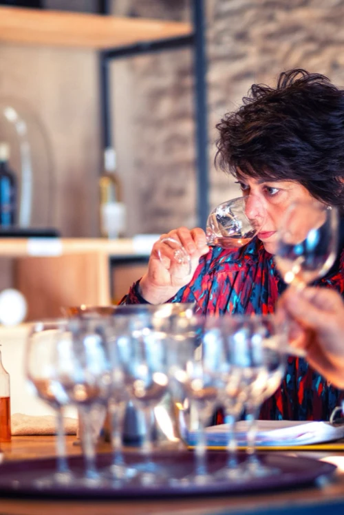 verre vin oenologie maison chambres hotes ecoresponsable toulouse tarn occitanie